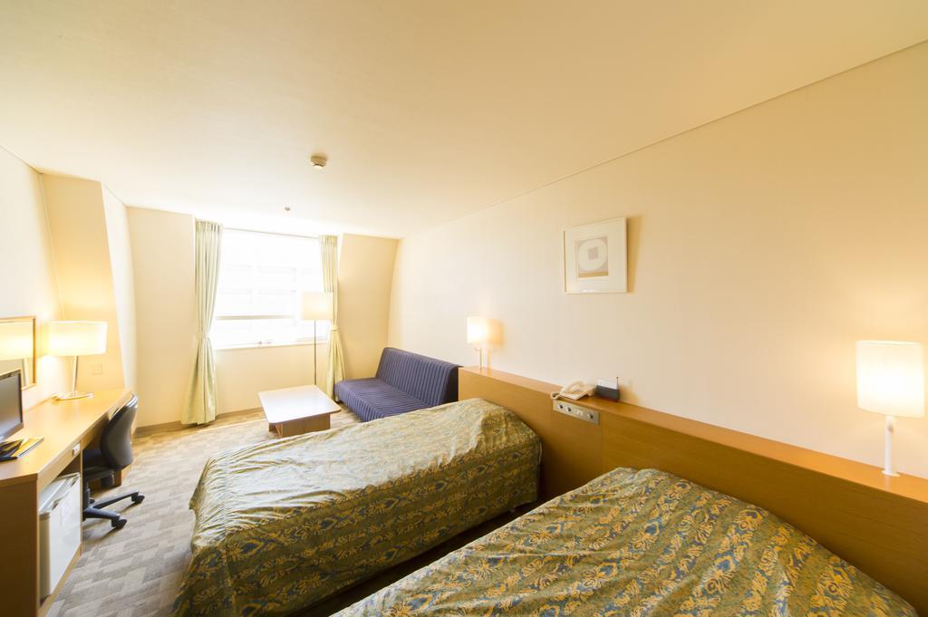 Hotel Hiroshima Sunplaza Camera foto