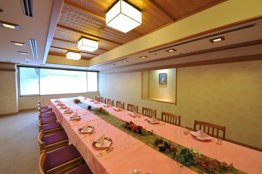 Hotel Hiroshima Sunplaza Esterno foto