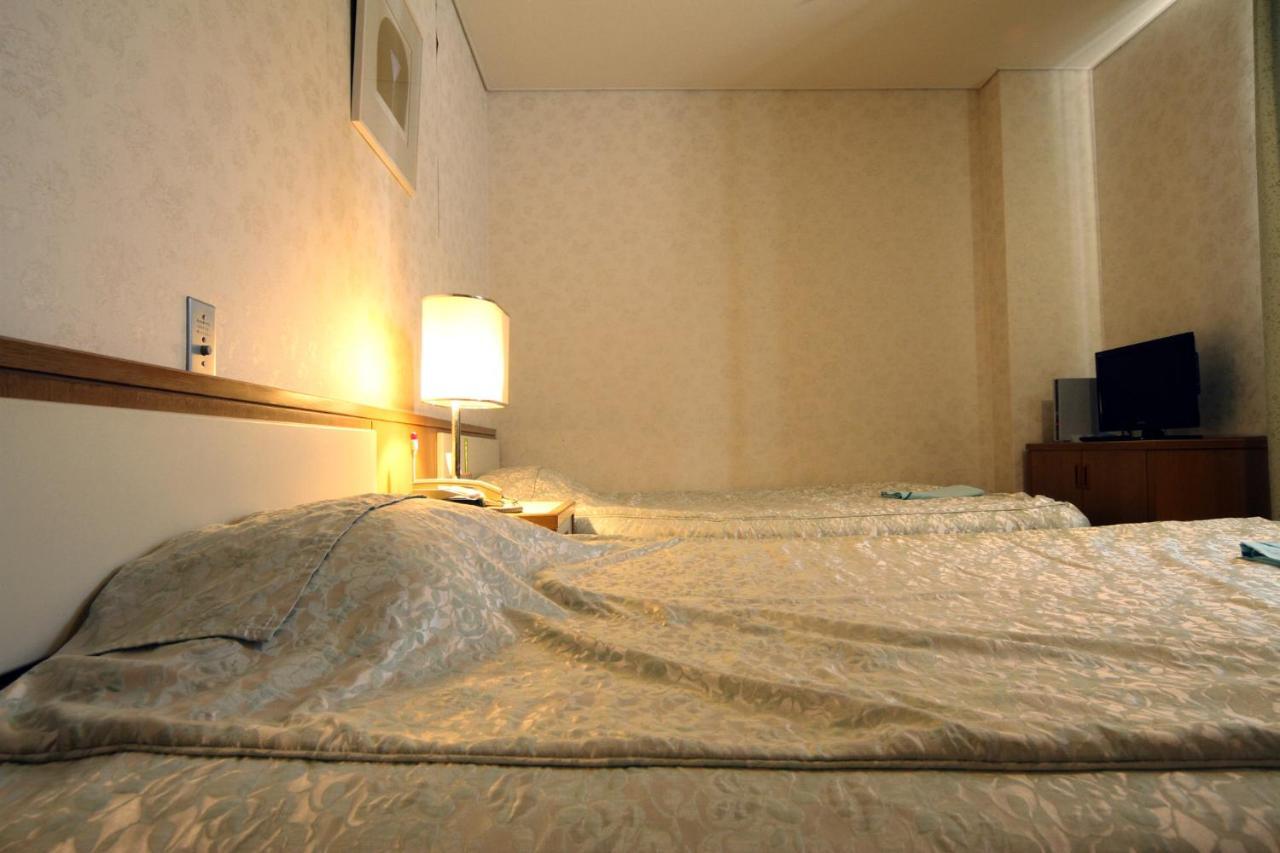 Hotel Hiroshima Sunplaza Esterno foto